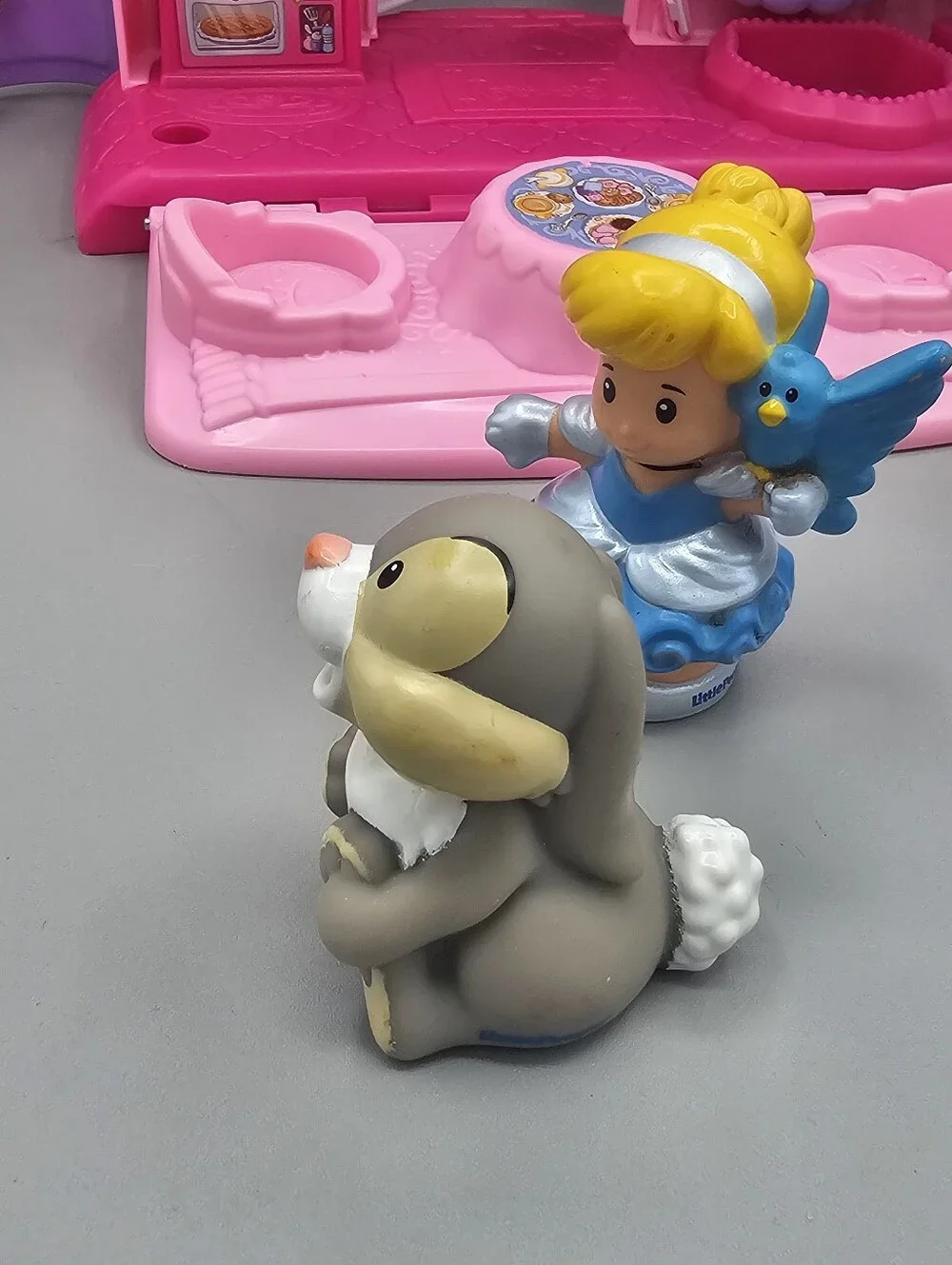 Disney Little People Princess Castle Bundle Belle Cinderella Snow White Animals
